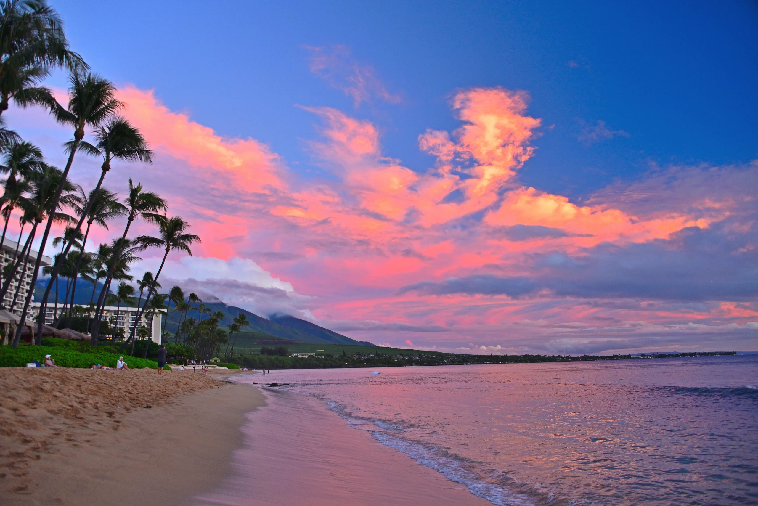 Sunset over Ka'anapali beach